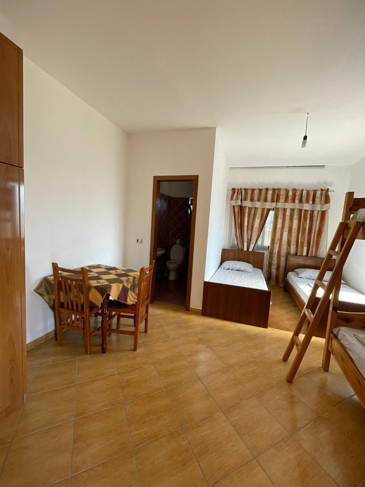 Hotel Bora Gostime Kültér fotó